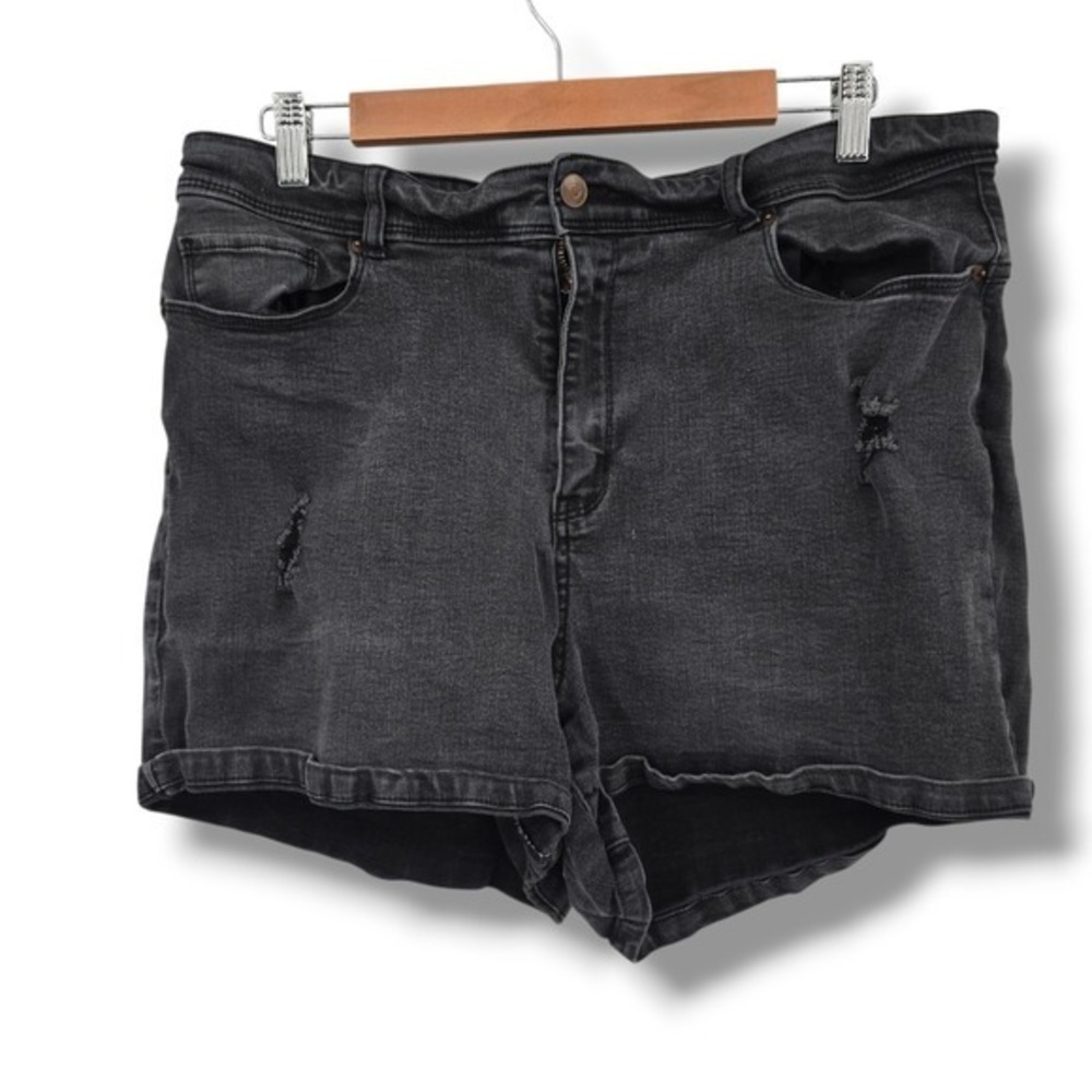 Fashion Nova Women's Black Wash Denim Shorts Distressed Raw Hem Size‎ 20